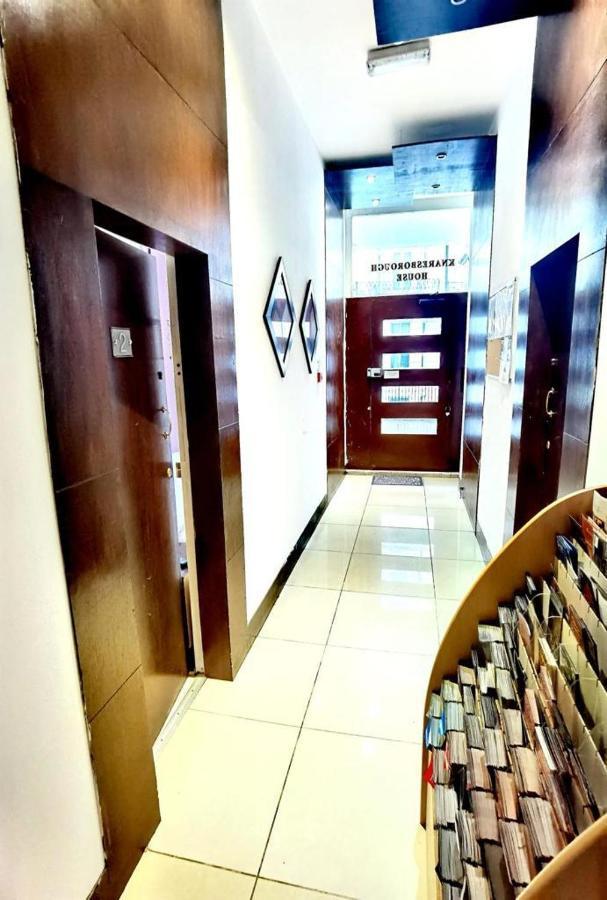 Cromwell Apartments Лондон Экстерьер фото
