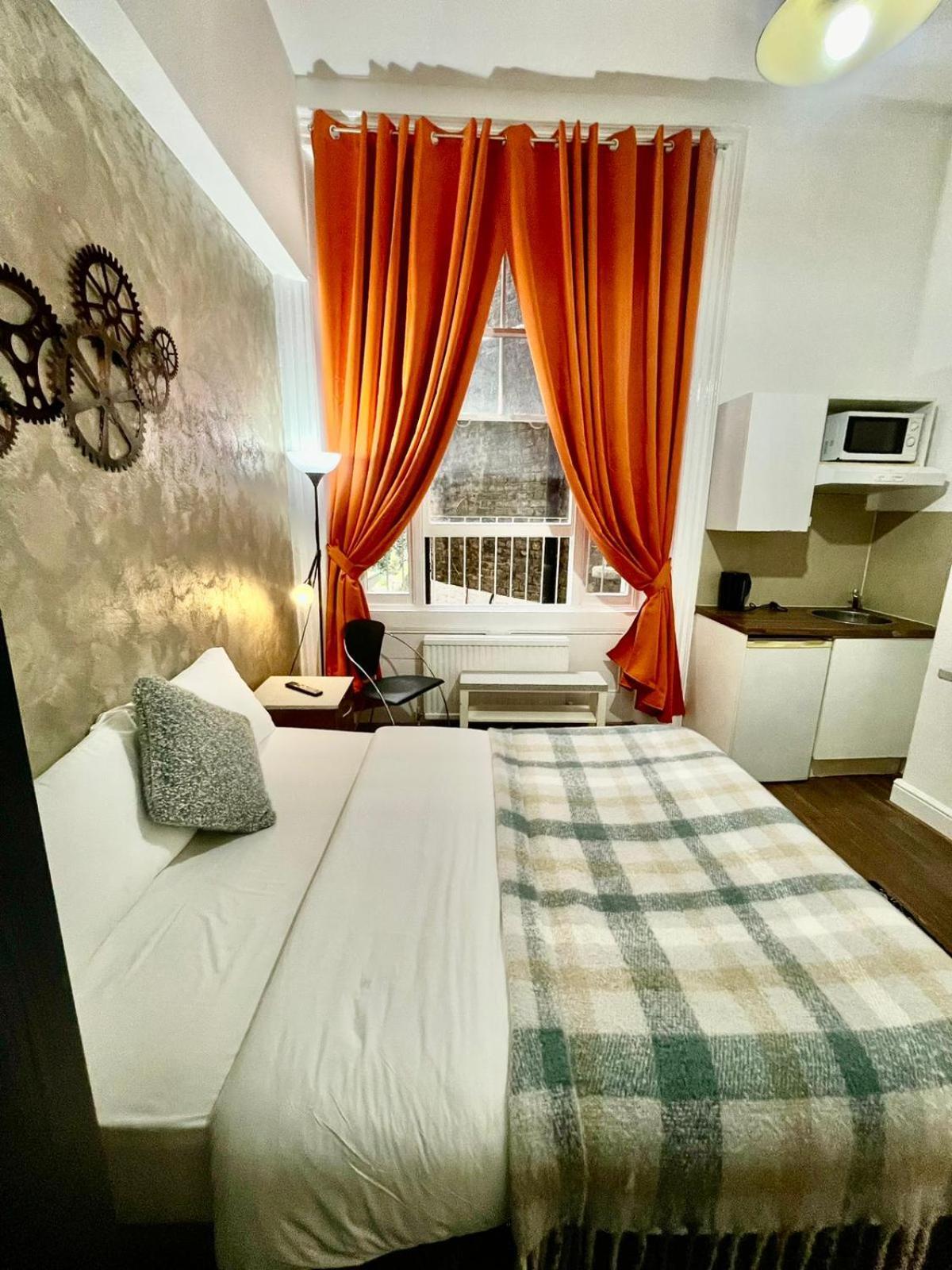 Cromwell Apartments Лондон Экстерьер фото